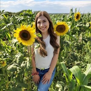 Meet your Posher, Hannah